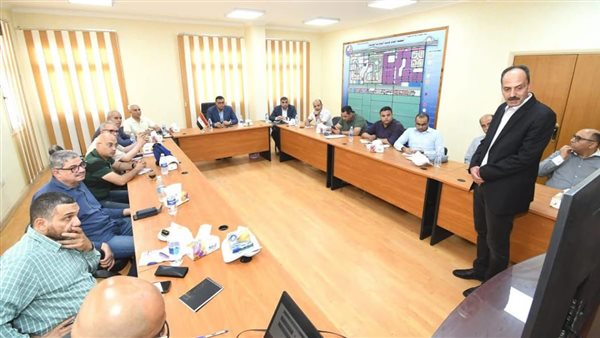 اجتماع وزير الإسكان