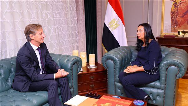  الدكتورة مايا مرسي