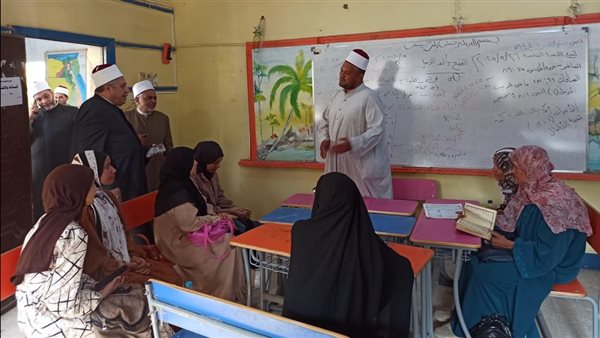 رئيس قطاع المعاهد