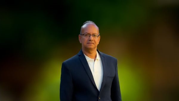  الدكتور عبد الرحيم