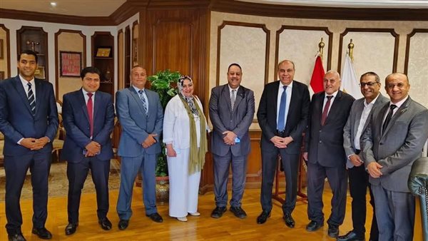 وزير الطيران المدني