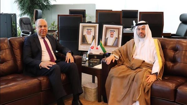 وزير الطيران المدني