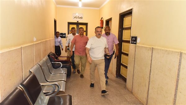 محافظ أسيوط اللواء