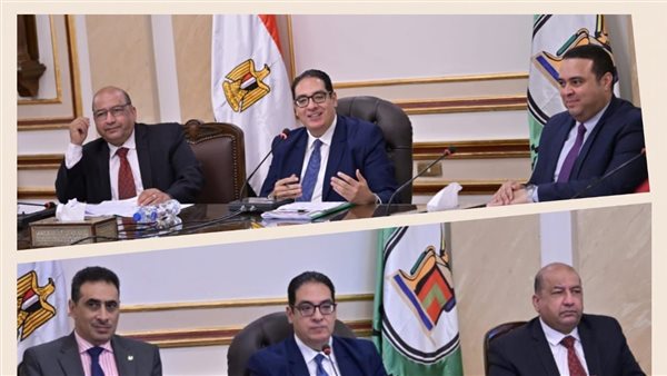 جانب من الاجتماعات