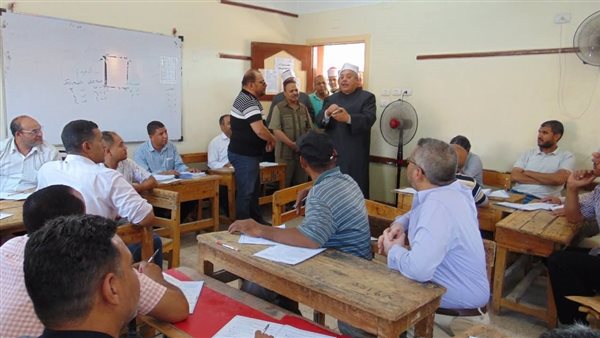 تفقد لجان تصحيح سوهاج