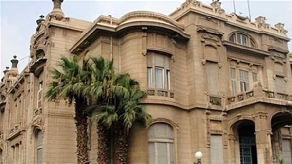 مصاريف جامعة عين