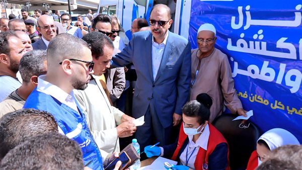 متابعة المحافظ لحملة