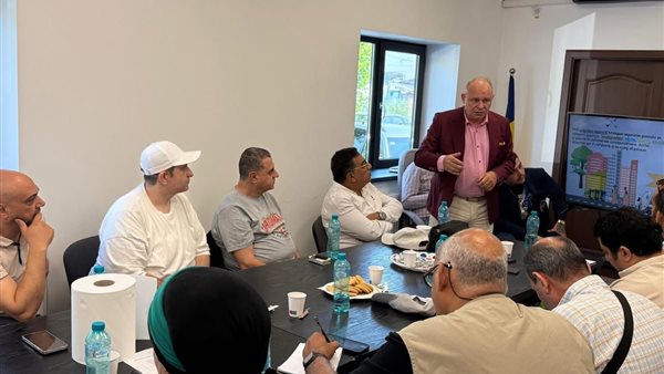 محافظ الدقهلية ووفد