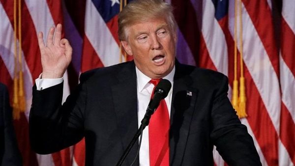 الرئيس الأمريكي دونالد