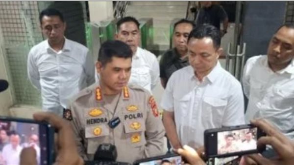 السلطات فى أندونيسيا