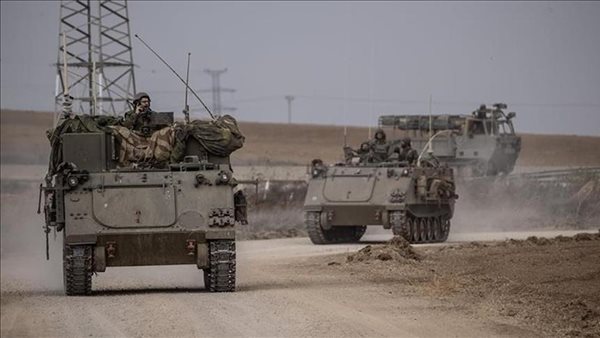 الانسحاب من  محور