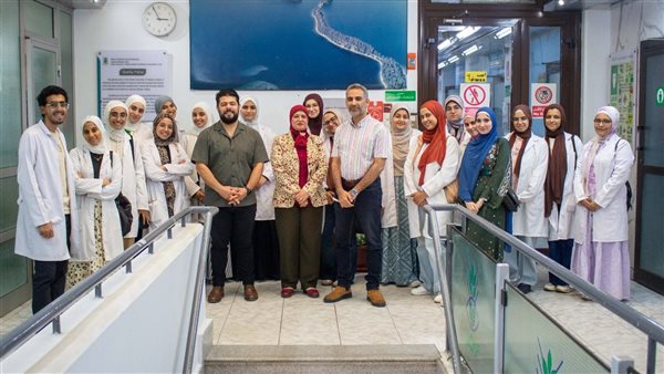 طلاب طب بيطري جامعة