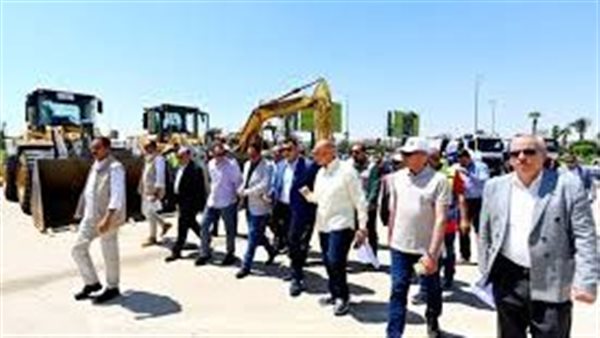 وزير الإسكان 