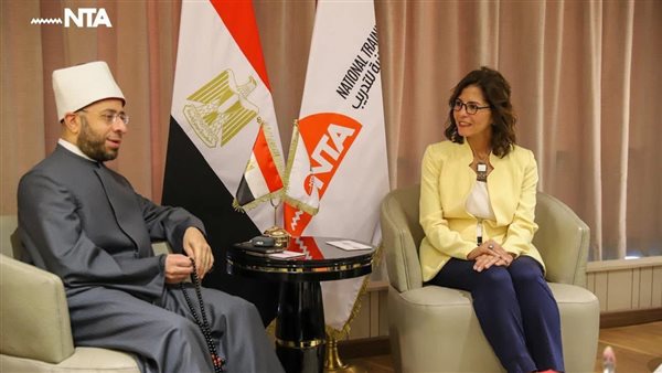 وزير الأوقاف يزور