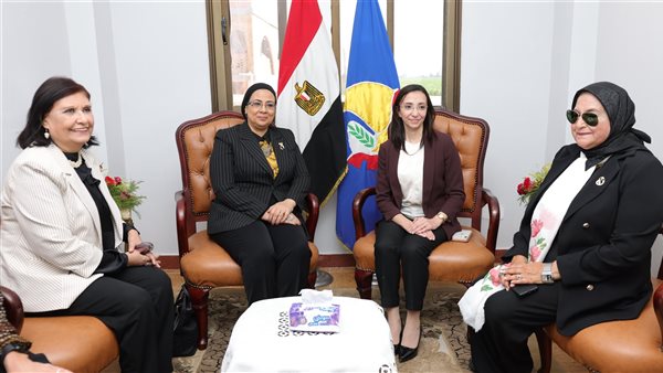  المستشارة أمل عمار