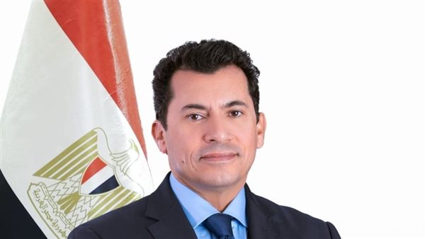 وزير الشباب والرياضة