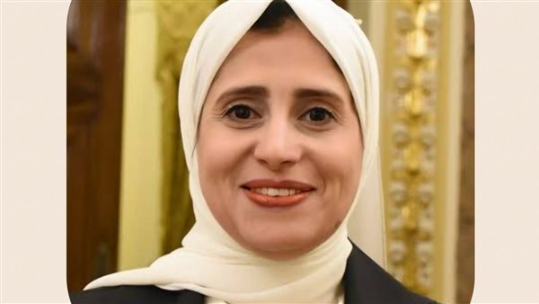 جامعة القاهرة تزف