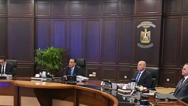  رئيس مجلس الوزراء