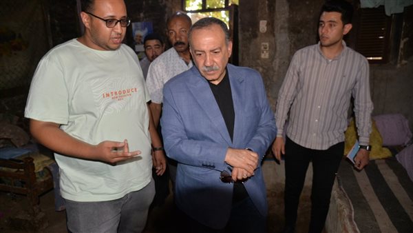  محافظ أسيوط  اللواء