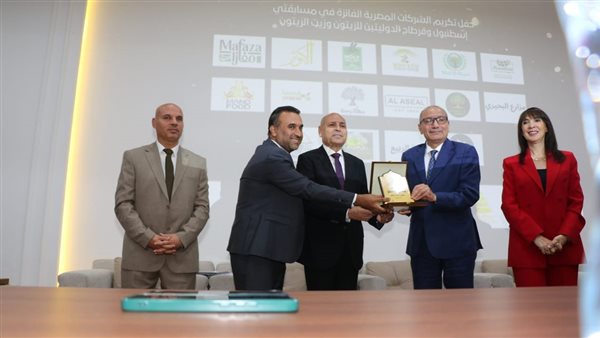  محافظ القاهرة يشهد