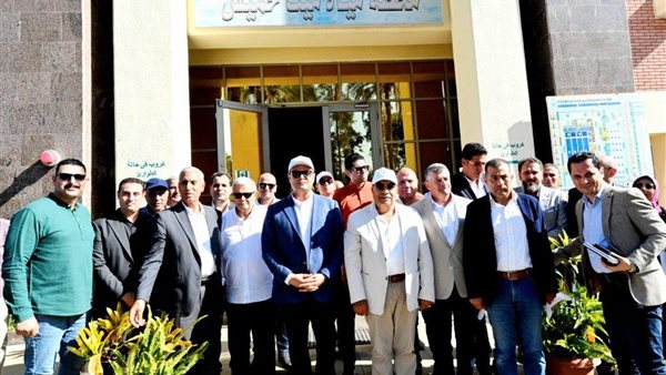 وزير الاسكان والتخطيط