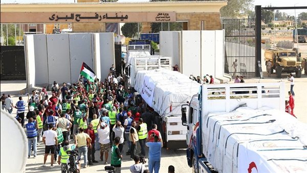 المساعدات الانسانية