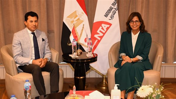 وزير الشباب والرياضة