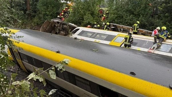 خطوط السكك الحديدية