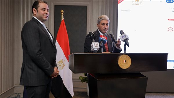 وزير السياحة