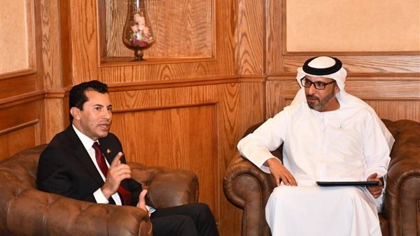  الدكتور أشرف صبحي