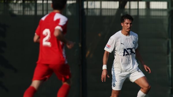 بيراميدز وتراكتور