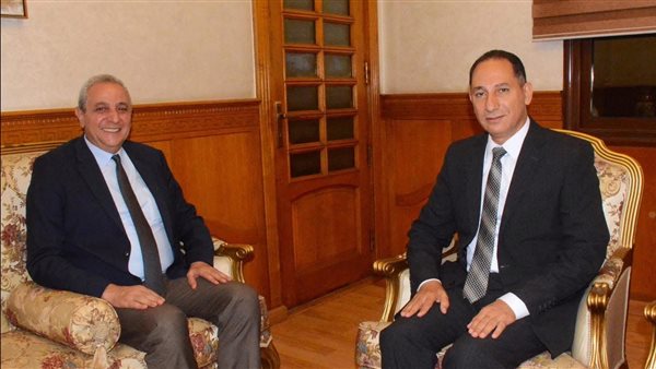 محافظ الغربية يهنئ