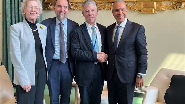 وزير الخارجية