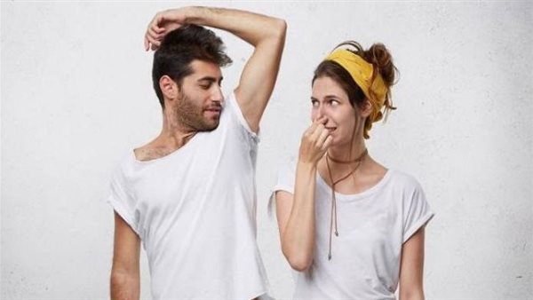 أطعمة تزيد من رائحة