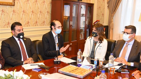 نبيلة مكرم عبد الشهيد