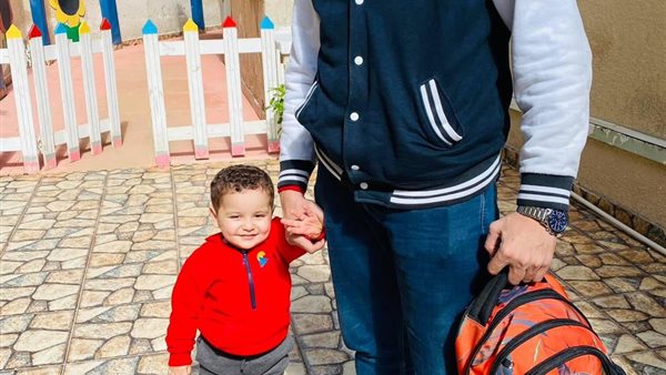 الطفل على ووالده