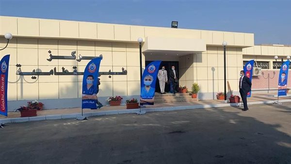 مصر تبدأ تطعيم أصحاب