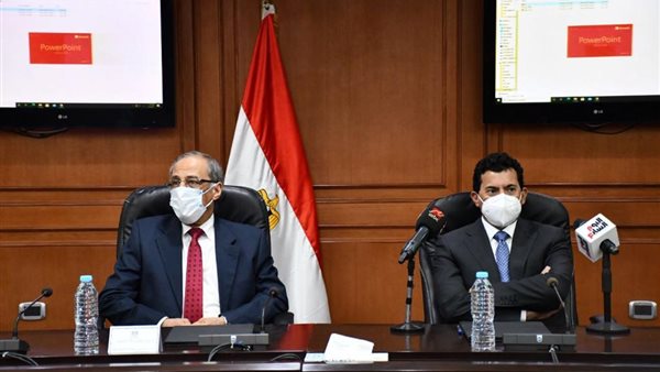 وزير الرياضة أشرف