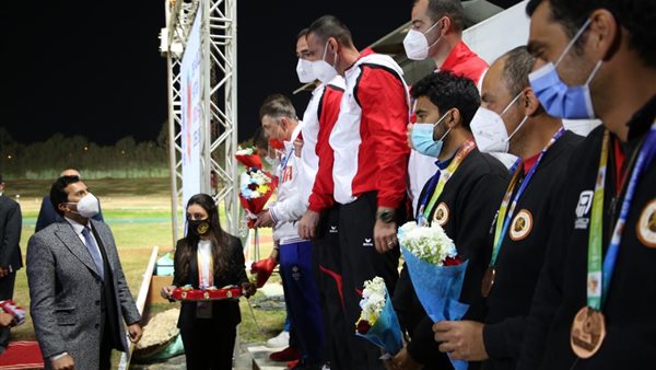 جانب من مراسم تسليم