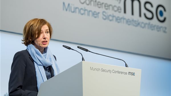 وزيرة الدفاع الفرنسي