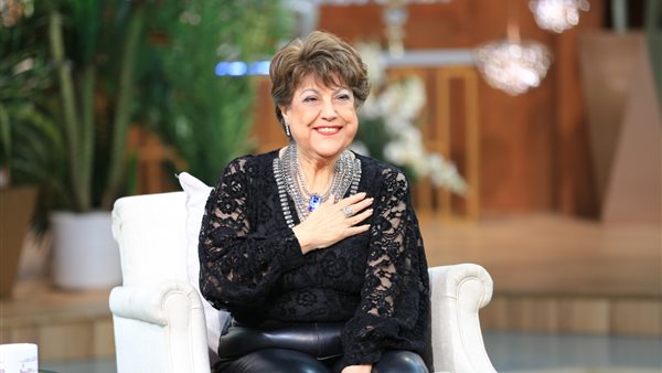  الإذاعية القديرة