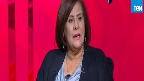 الدكتورة أمانى الطويل