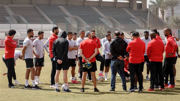 موسيماني مع لاعبي