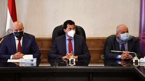 أشرف صبحي وزير الشباب