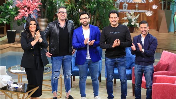 الاعلامية منى الشاذلى