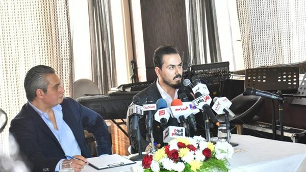 نزار الفارس ومحاميه