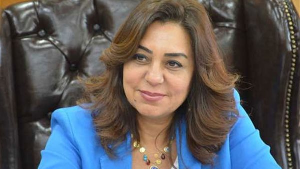 الدكتورة منال عوض