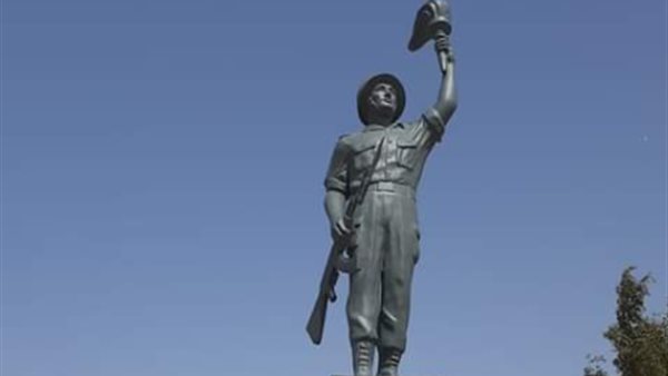 قرية ريفا تمثال الشهيد