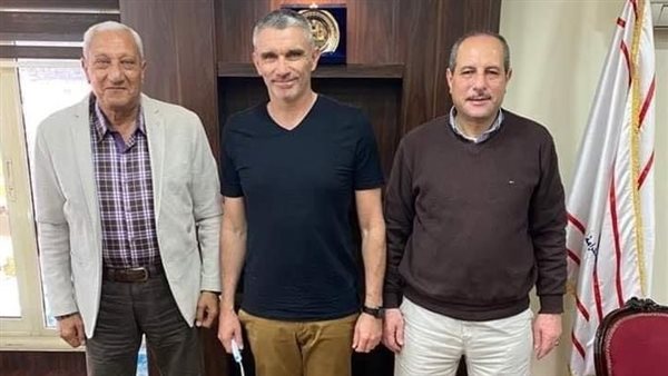 رئيس الزمالك وكارتيرون