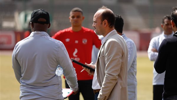  الدكتور أحمد أبو